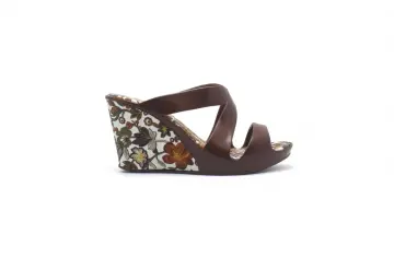Ladies Custom Plastic Shoes