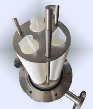 Carbon steel multi-cartridges filter housing