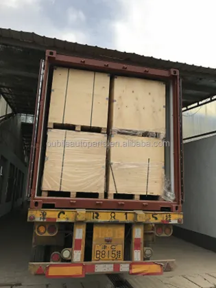 Southeast Lingyi Xiwang Direct Fit Exhaust Manifold Catalytic Converter Factory Price