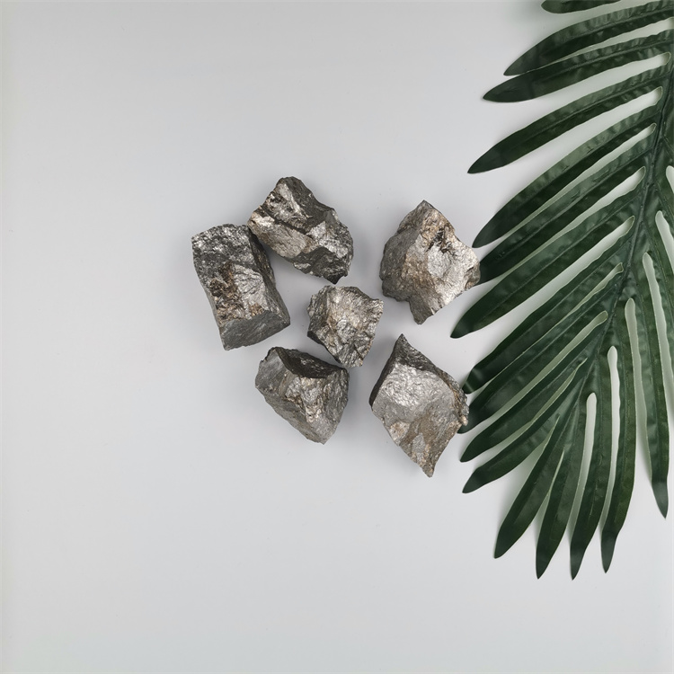 ပုံမှန်အမည် default name