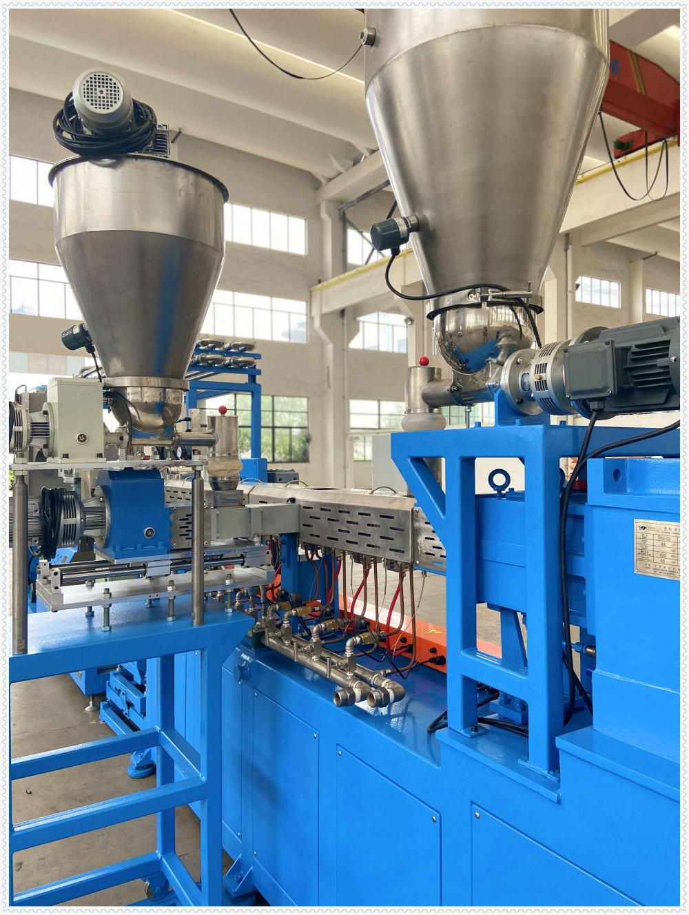 Compounding Twin Screw Extruder with Water Ring Pelletizer