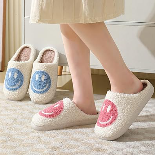 Soft Dwell · Soft and Quiet Home Slippers