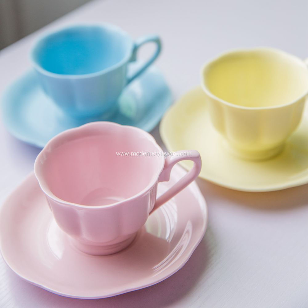 Porcelain Bulk Tea Cup And Saucer Sets