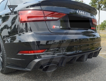 ST -Stil Kohlefaser Heckdiffusor mit Licht für Audi RS3