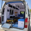 Vehículo de ambulancia de emergencia impulsado por gasolina