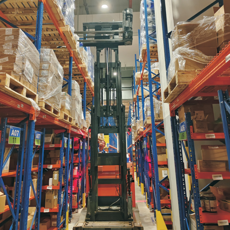 very narrow aisle pallet racking