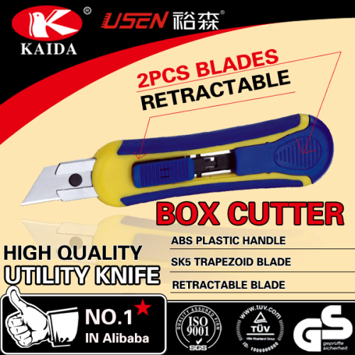 Plastic with rubber grip handle 2pcs blade Auto Retractable Safety Box Cutter