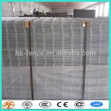 hot galvanized 3x3 galvanized cattle welded wire mesh panels