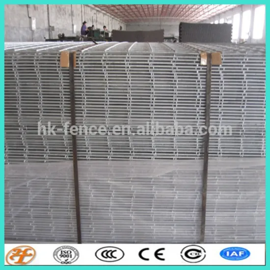 hot galvanized 3x3 galvanized cattle welded wire mesh panels