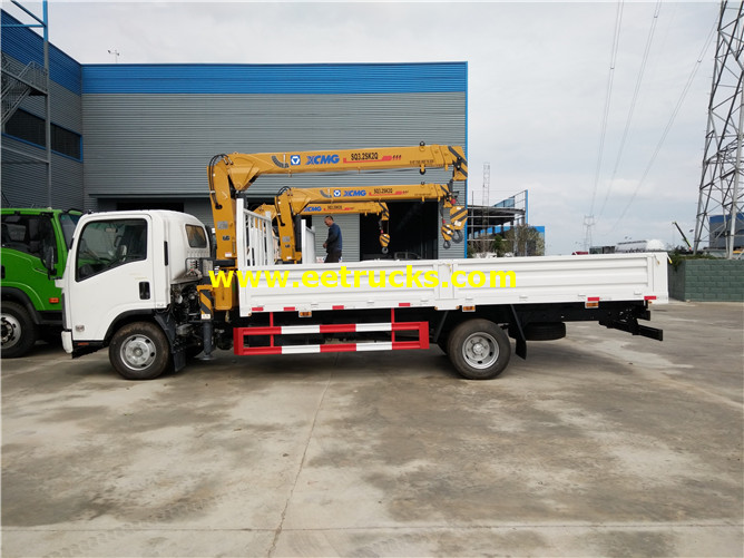 3 Ton Truck with Cranes