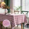 Waterproof Cropped with Scalloped Edge Checked Tablecloth