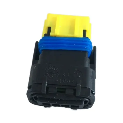 SICMA 1.5 Series 4-Way Female Waterproof Black Auto Connector