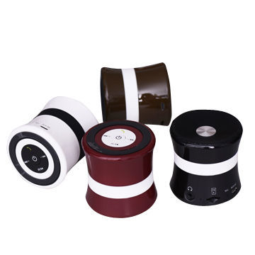 OEM 2014 new portable Bluetooth 3.0 speaker with Li-ion battery, supports hand free micro SD card