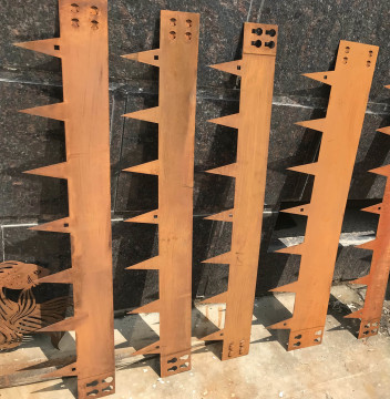 Corten Steel Garden Edging: Enhancing Your Landscape Design