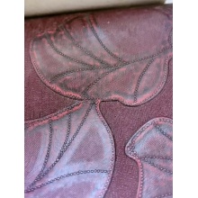 Impermeável e resistente a manchas