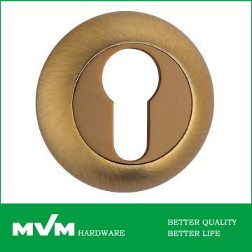 Escutcheon (E9)