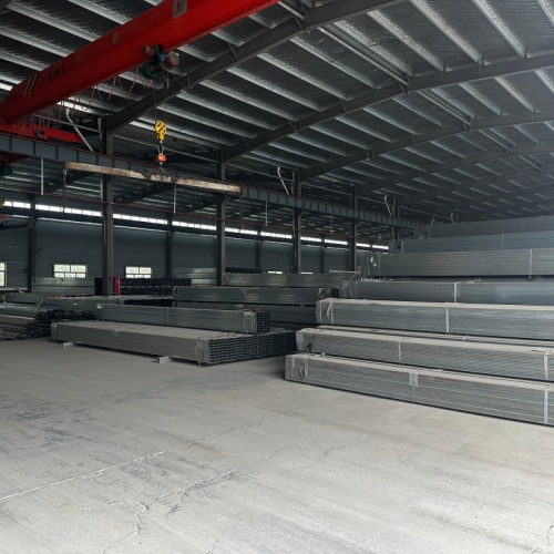 Verzinktes Vierkantrohr 30*30*1,3 mm