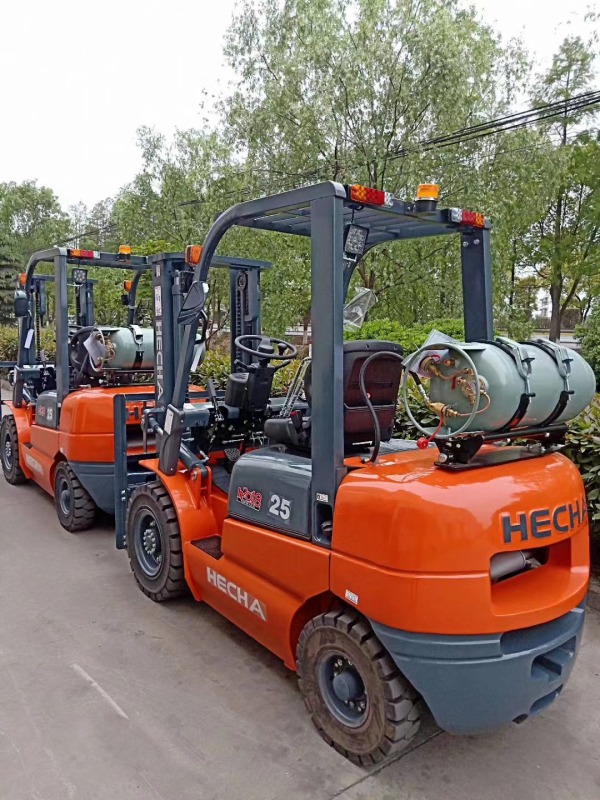 Cost-effective HECHA Forklifts: 2T to 3.5T Capacity with 3M to 7.5M Lift Height for LPG Applications