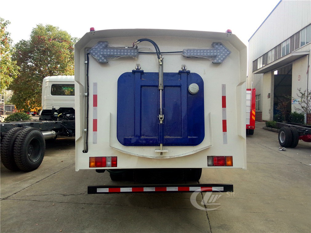 sweeper vacuum road truck 5