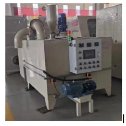 Wax liquid low temperature water remover