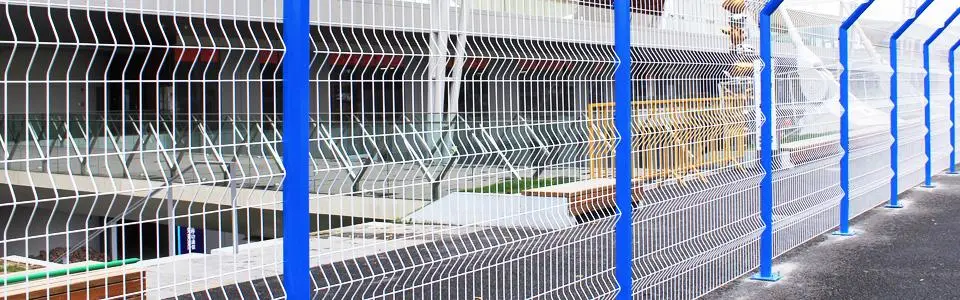 High Quality 3D Type Welded Wire Mesh Pedestrian Residential Fence