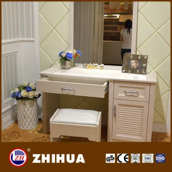 2014 fancy modern design makeup table professional