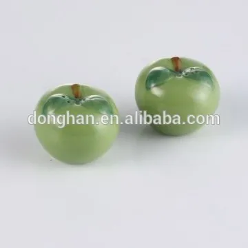 Porcelain apple salt and pepper shakers with low price