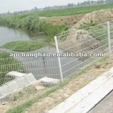 triangle bending fence wire mesh