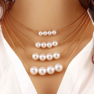 Hot Sale Multilayer Metal Gold-Plated Double-Sided Natural Pearl Clavicle Necklace for Women