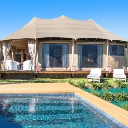 Modern Design Scenic Area Luxury Glass Tent Camping