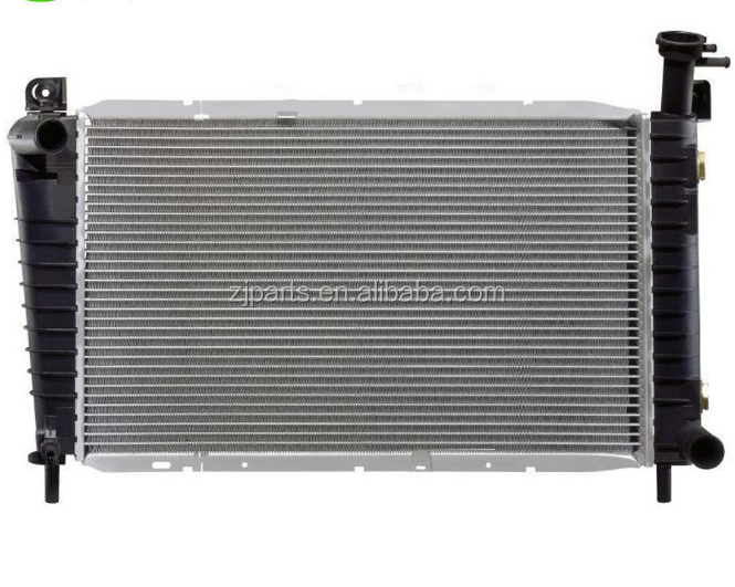 Radiateur de voiture de haute qualité pour pièces automobiles de refroidissement de voiture de sport LandRover RangeRover