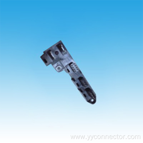 Pin holder for automobile connector