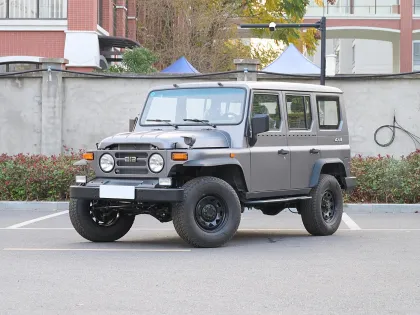 Beijing BJ40 off-road gasoline vehicle SUV off-road vehicle