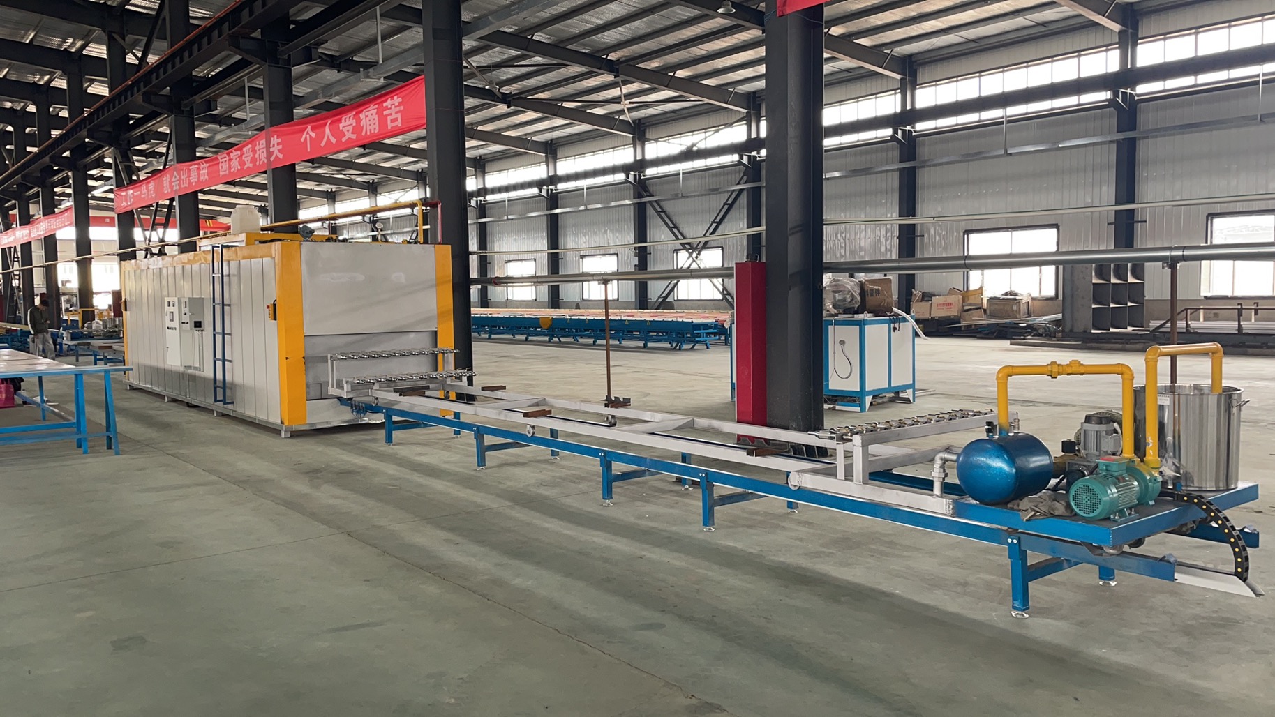 Aluminum profile surface treatment machine