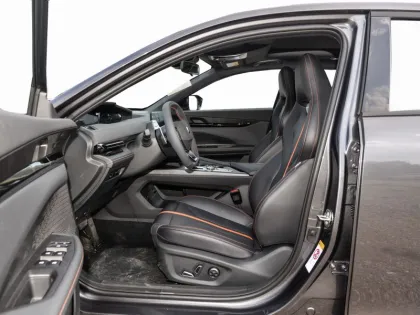 Changan UNI-V Premium Edition