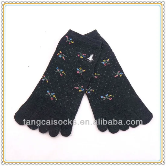 Zhejiang fashion socks five fingers socks five toe socks manufacturer