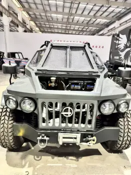 Center-Steering All-Terrain Open-Top Off-Road Vehicle