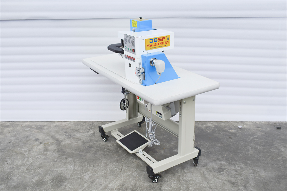 Computerized Hot Cement Folding Machine 5 Jpg