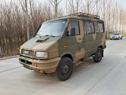 Iveco NJ2045 4x4 Off-Road Medical Vehicle