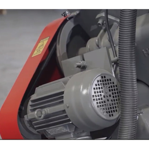 Sega a nastro standard per taglio metalli P138S