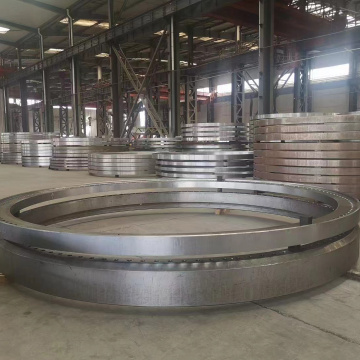 34CrNiMo6 A105 18CrNiMo7-6 Rolled Steel Rings