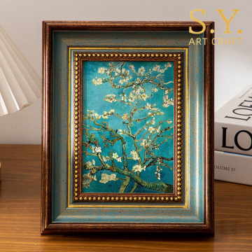 إطار صور ذهبي أزرق على الطراز العتيق