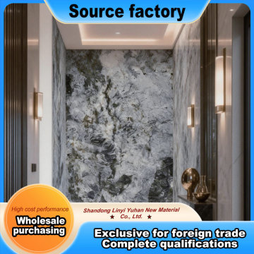 Роскошное настенное покрытие из больших плит из каменной вены