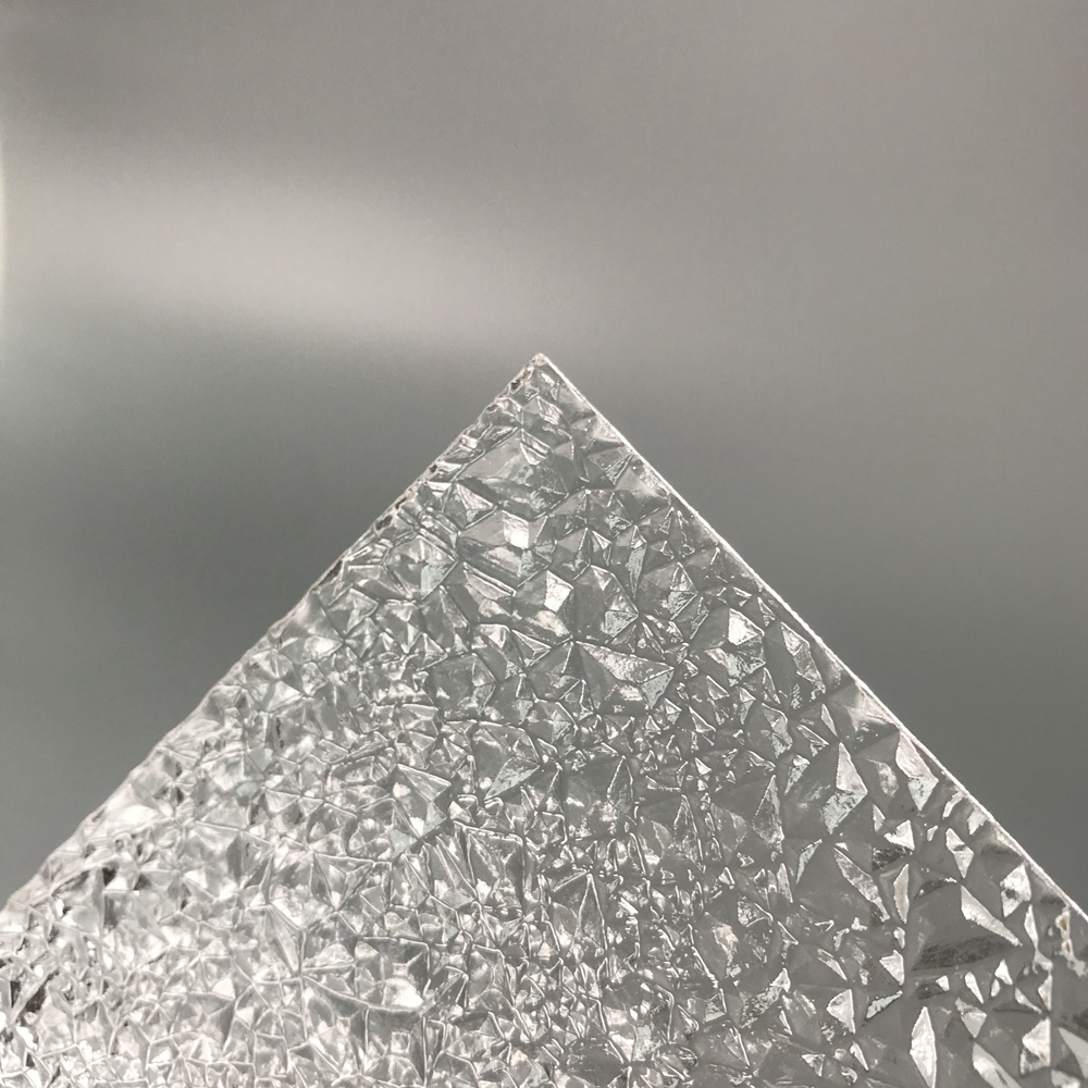 Striped acrylic sheet with crushed ice texture