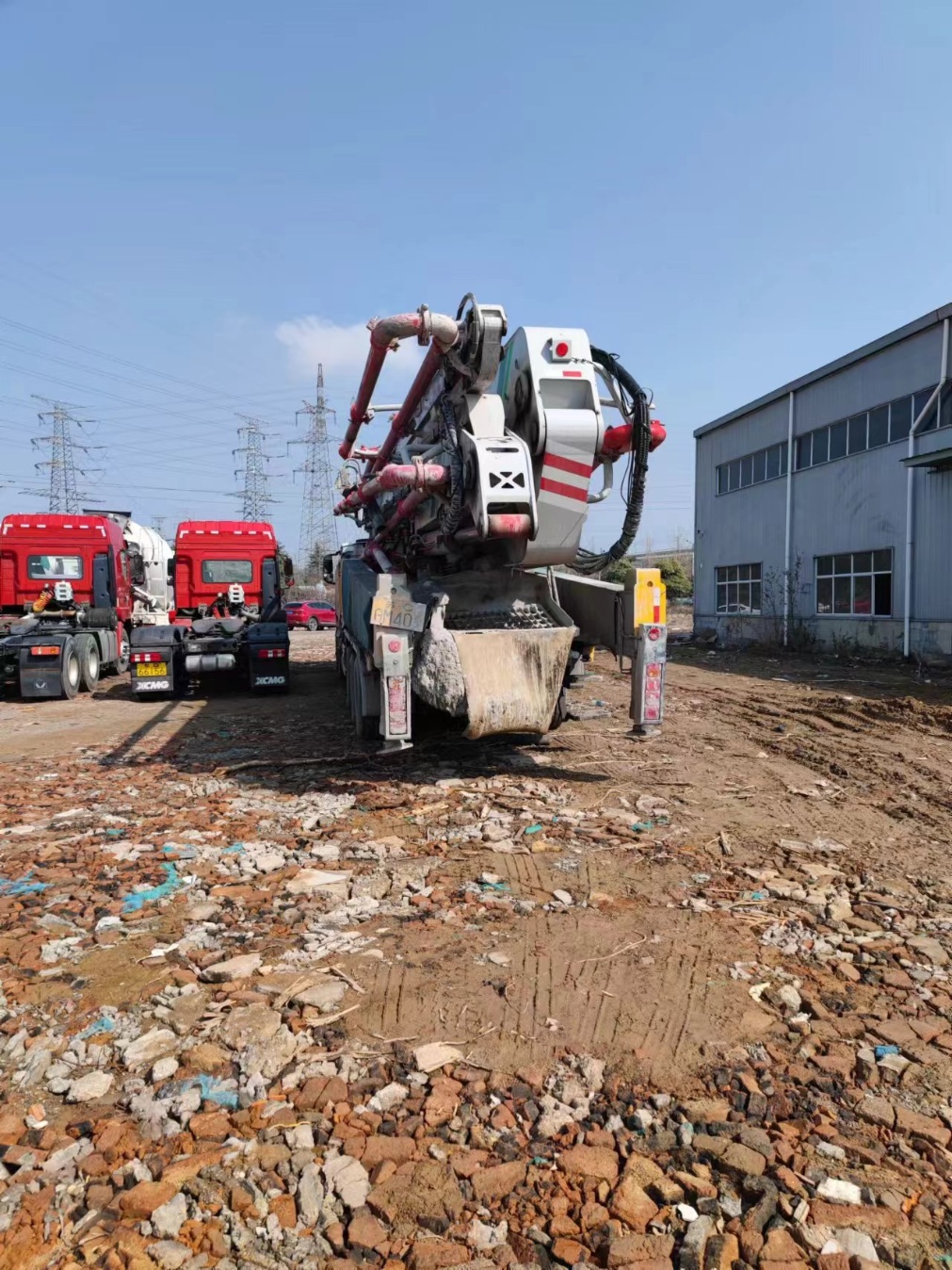XCMG Sinotruk 69-meter HB69V Concrete Pump Truck