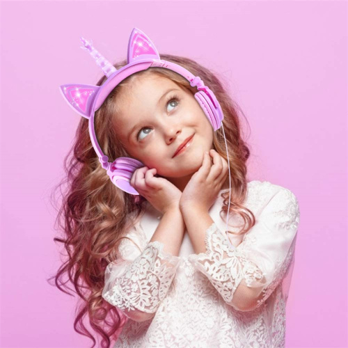 Over Ear Wired Kids Unicorn Headphone dengan LED