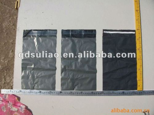 Black courier mailing bags with adhesive glue