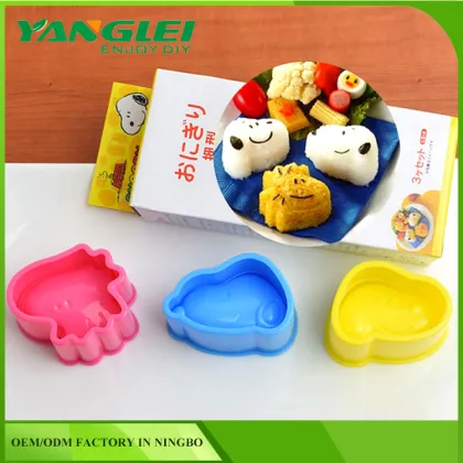 plastic snoopy rice mold