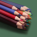 set di matite color olio in legno