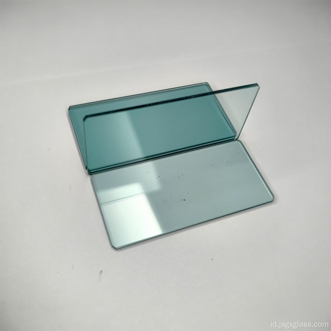 Kaca Filter Penyerap Panas Optik KG5 GRB5